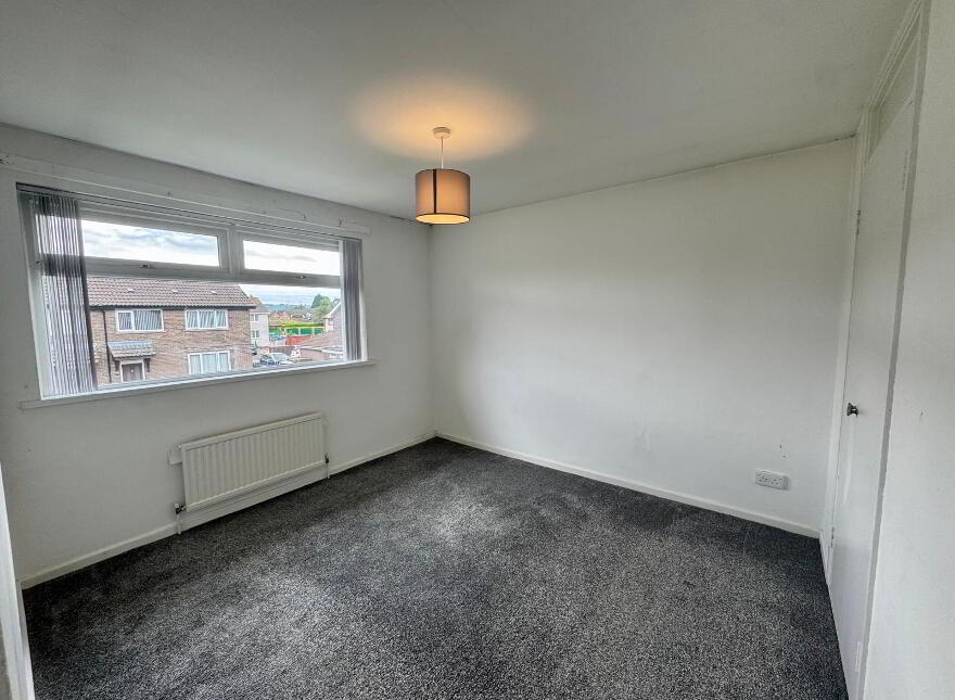 18 Hillmount Gardens, Larne, BT40 1TF