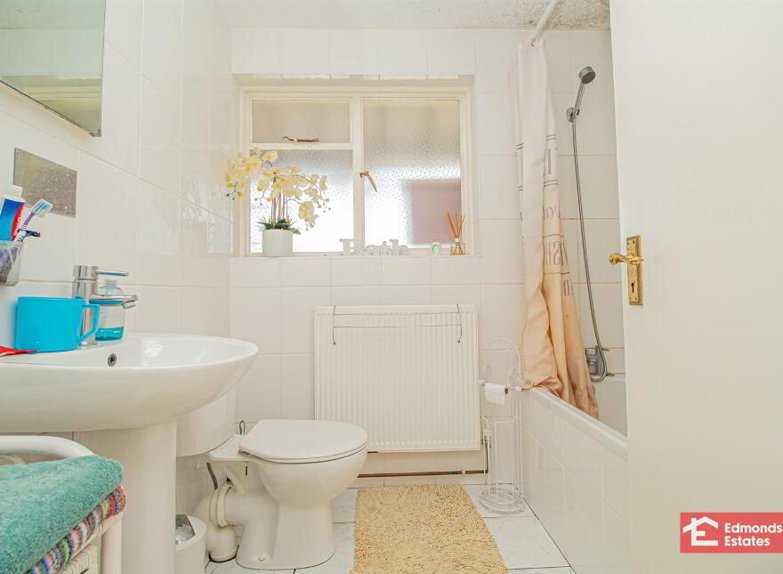 183 Raceview Road, Ballymena, BT42 4HY