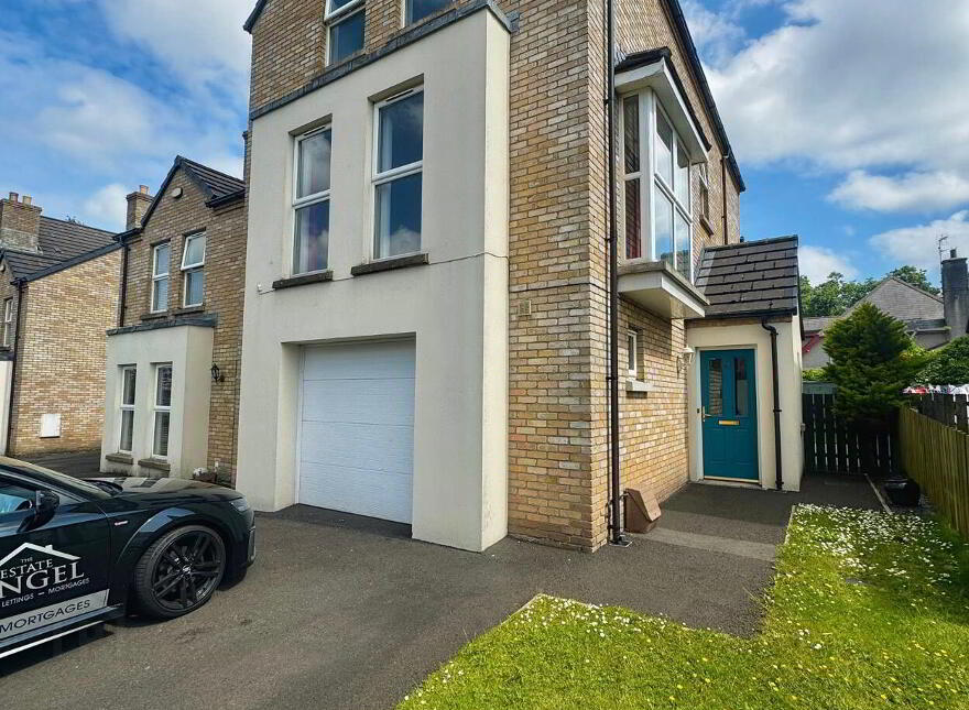 4 St James Park, Ballymoney, BT53 6FD