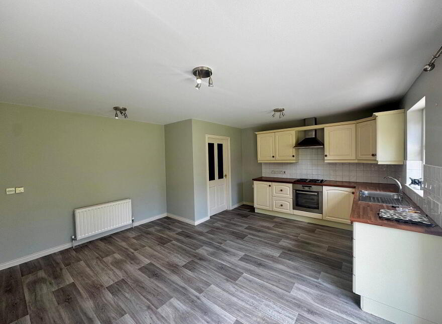4 St James Park, Ballymoney, BT53 6FD