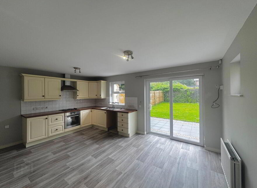 4 St James Park, Ballymoney, BT53 6FD