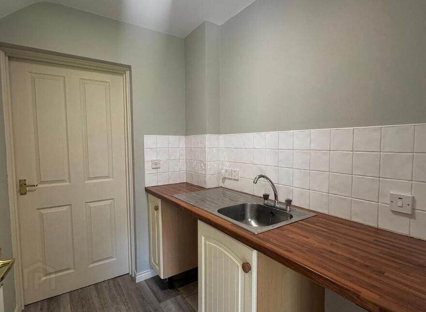 4 St James Park, Ballymoney, BT53 6FD