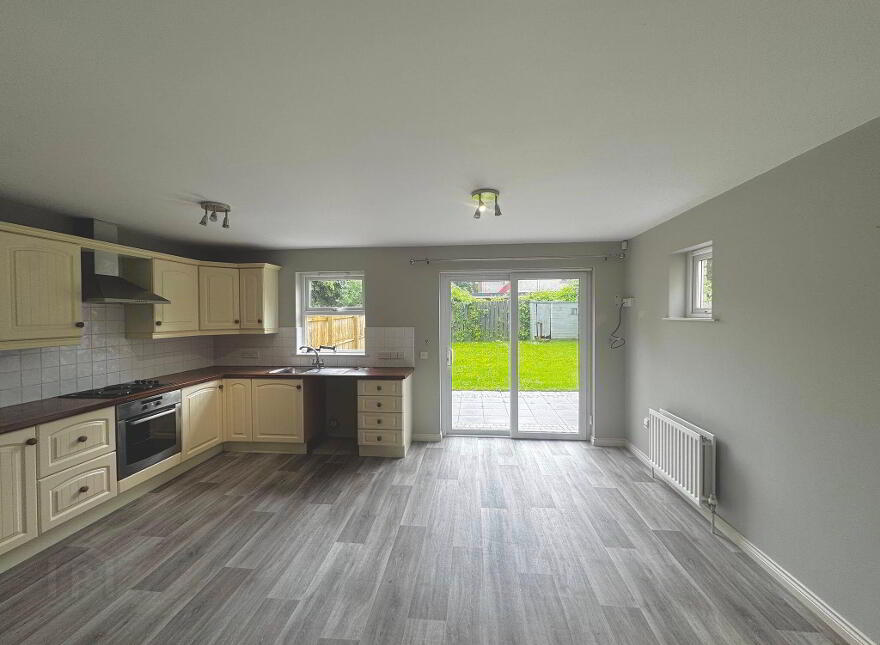 4 St James Park, Ballymoney, BT53 6FD