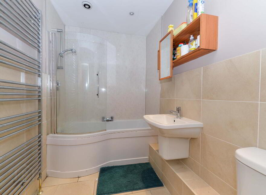 1 Wicket Mews, Saintfield, BT24 7FL