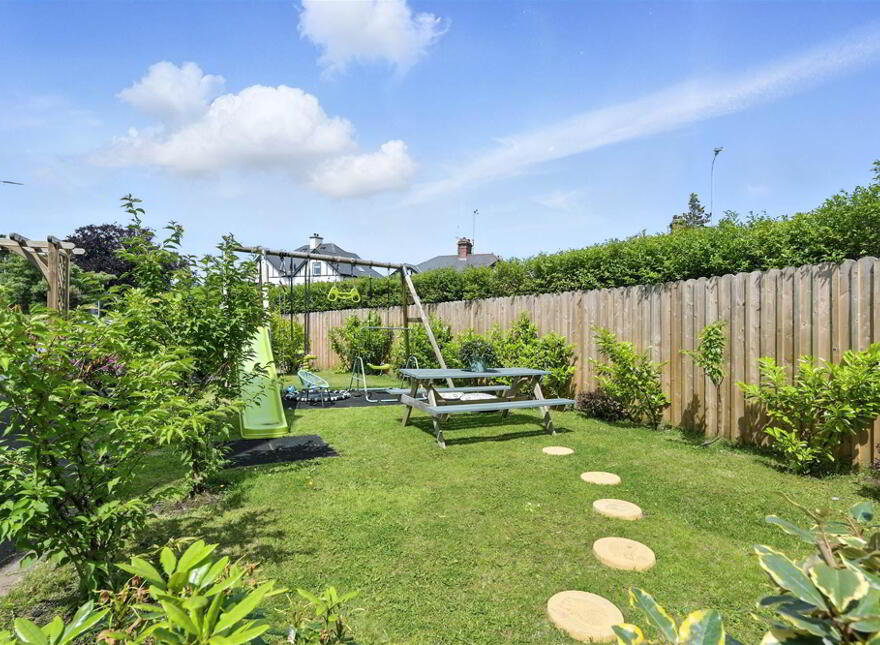 1 Harberton Park, Malone, Belfast, BT9 6TW