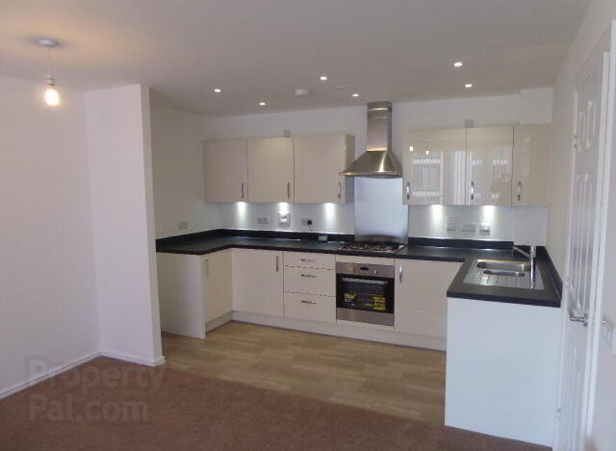 1 Arneil Place, Edinburgh, EH5 2LZ photo