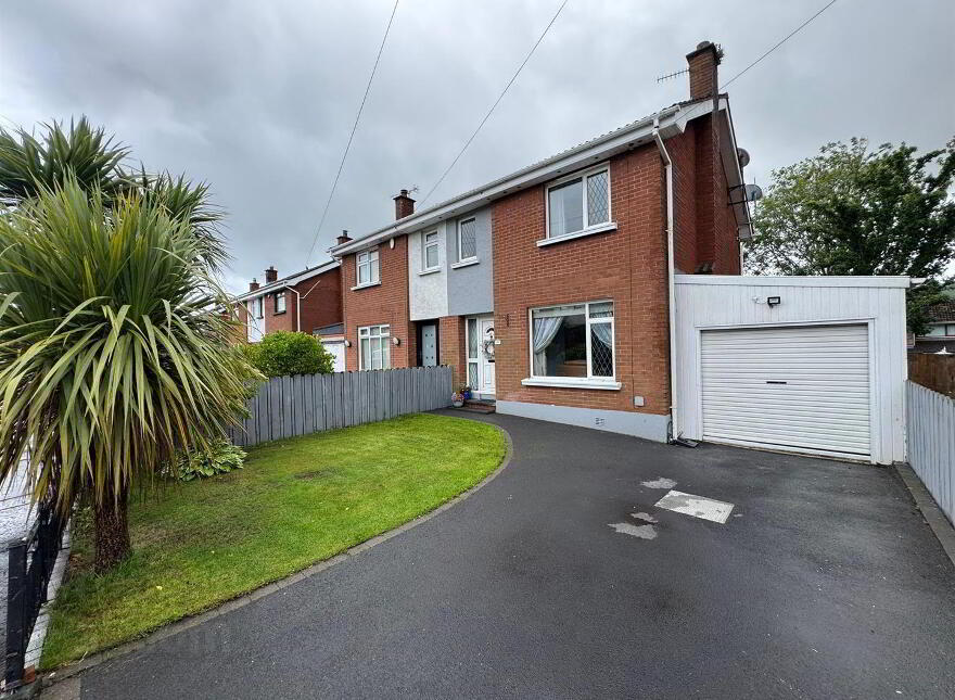 45 Archvale Park, Ashgrove Road, Newtownabbey, BT36 6LL photo