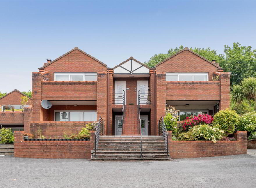 4 Regent Court, Dundonald, Belfast, BT16 1HU photo