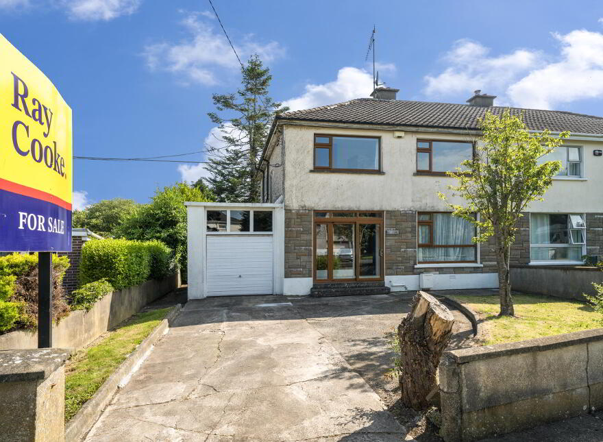 11 Rathcoole Park, Rathcoole, Dublin, D24RW22 photo