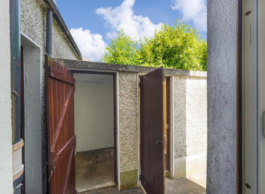 11 Rathcoole Park, Rathcoole, Dublin, D24RW22