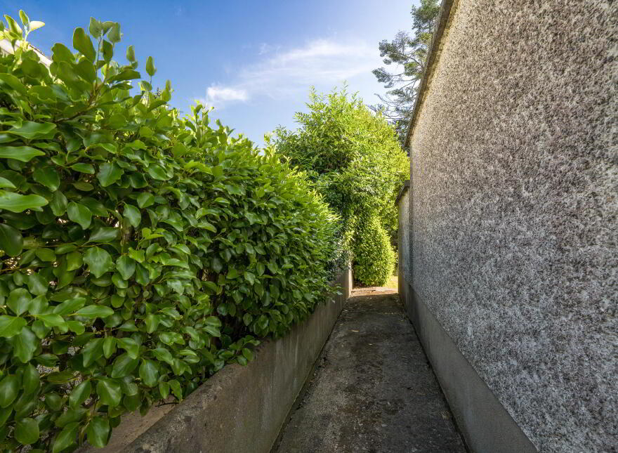 11 Rathcoole Park, Rathcoole, Dublin, D24RW22