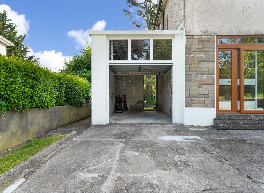 11 Rathcoole Park, Rathcoole, Dublin, D24RW22