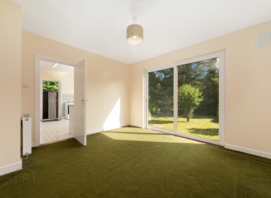 11 Rathcoole Park, Rathcoole, Dublin, D24RW22