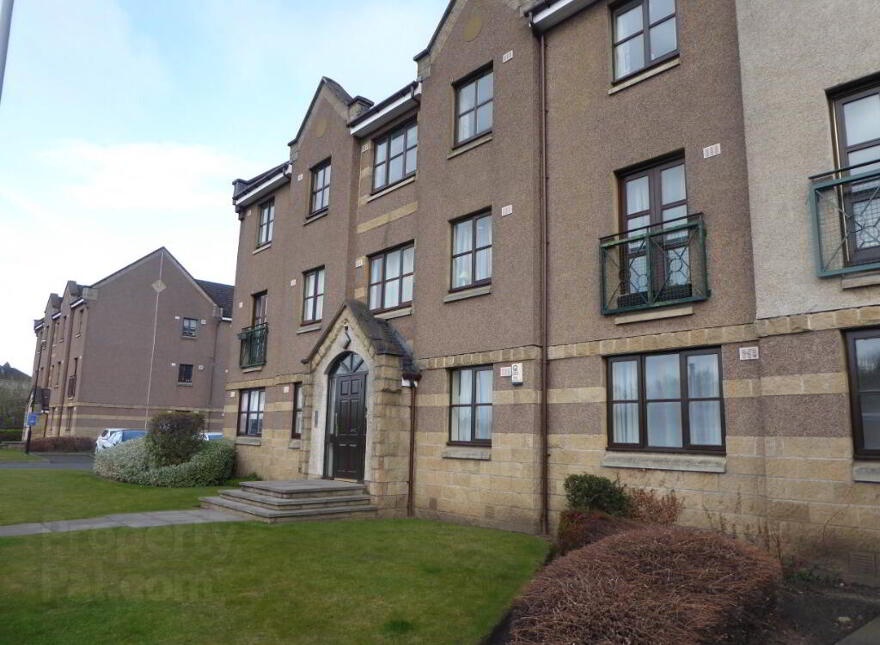 57 Balbirnie Place, Murrayfield, Edinburgh, EH12 5JL photo