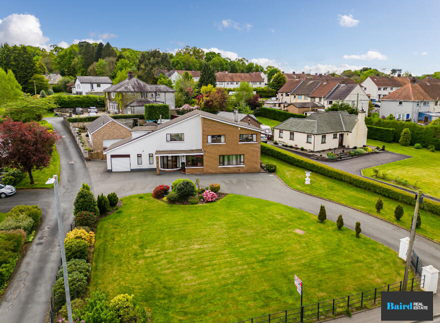 35 Killyman Road, Dungannon, BT71 6DG photo