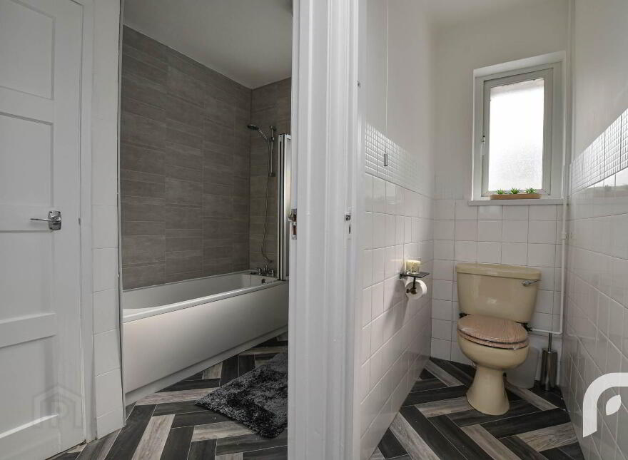 46 Upper Cavehill Road, Belfast, BT15 5FB