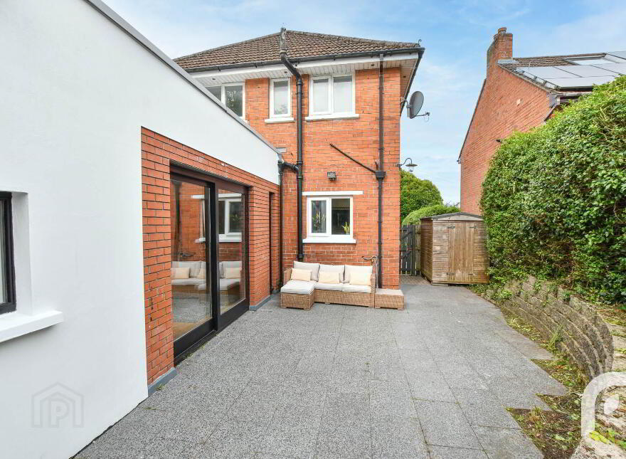 46 Upper Cavehill Road, Belfast, BT15 5FB