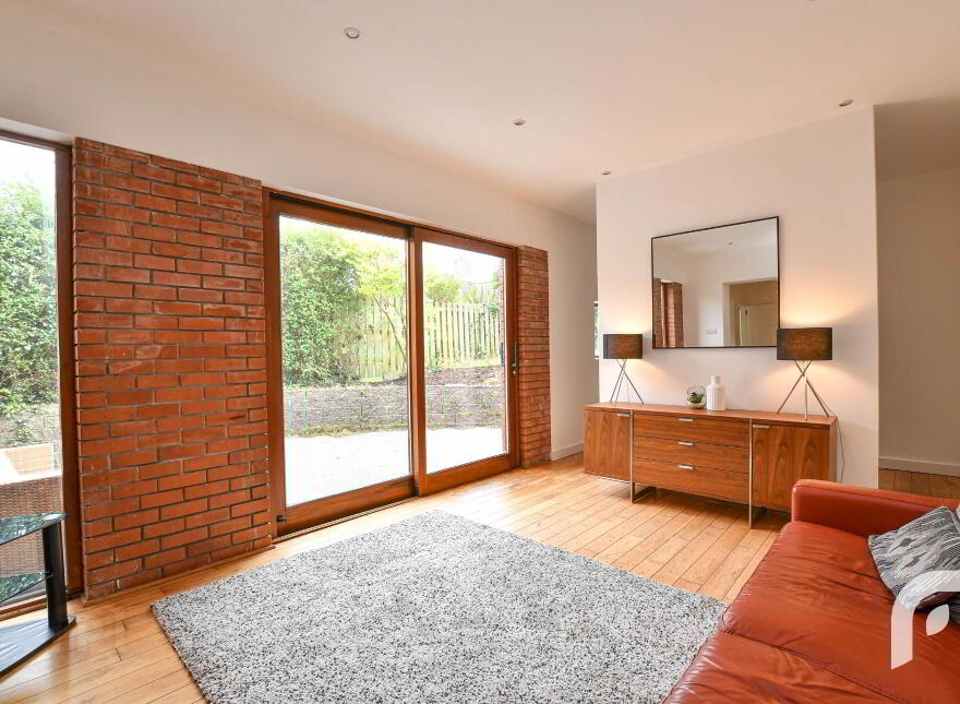 46 Upper Cavehill Road, Belfast, BT15 5FB