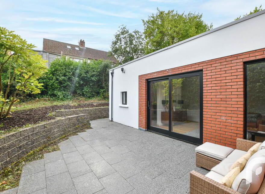 46 Upper Cavehill Road, Belfast, BT15 5FB