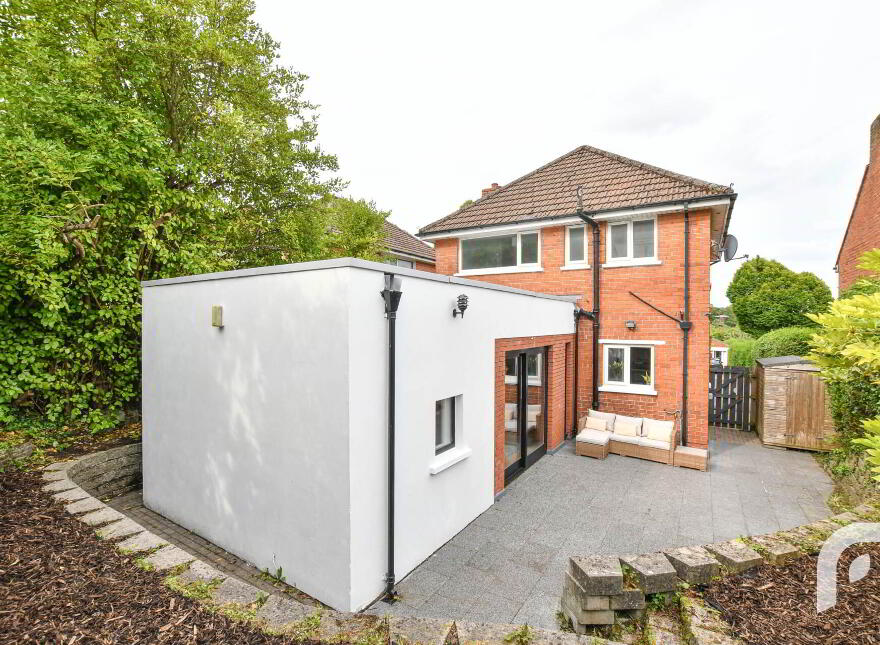 46 Upper Cavehill Road, Belfast, BT15 5FB