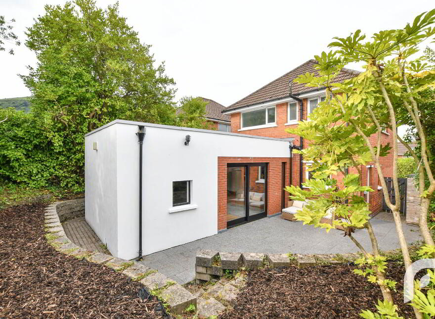 46 Upper Cavehill Road, Belfast, BT15 5FB