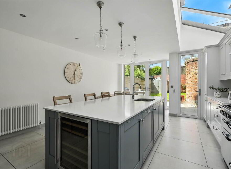535 Ormeau Road, Belfast, BT7 3JA