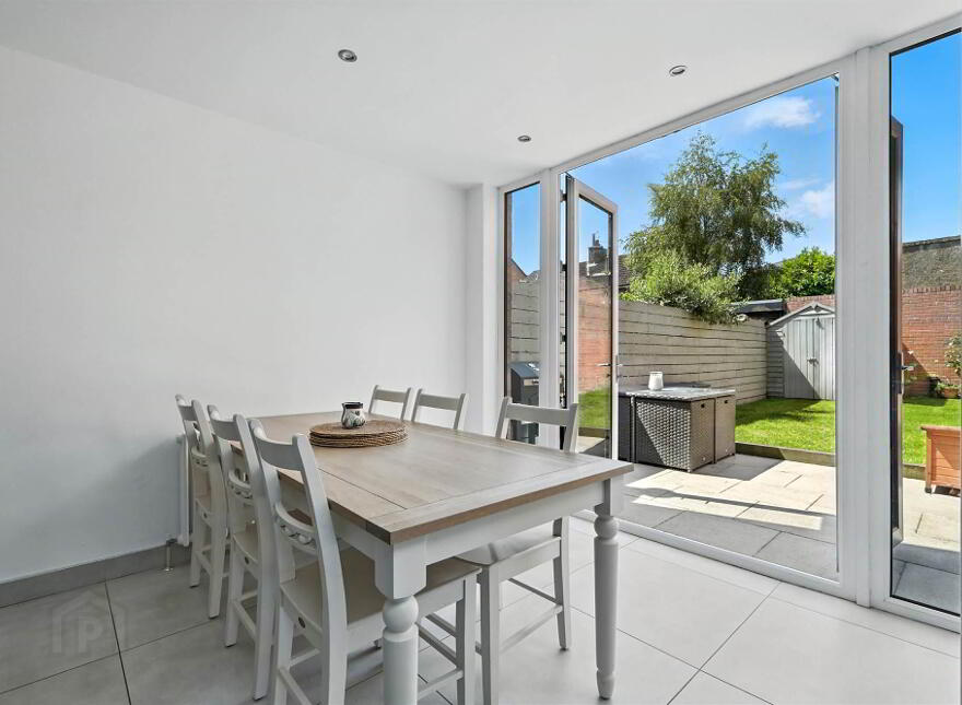535 Ormeau Road, Belfast, BT7 3JA