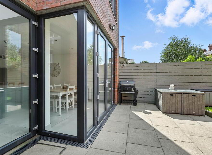 535 Ormeau Road, Belfast, BT7 3JA