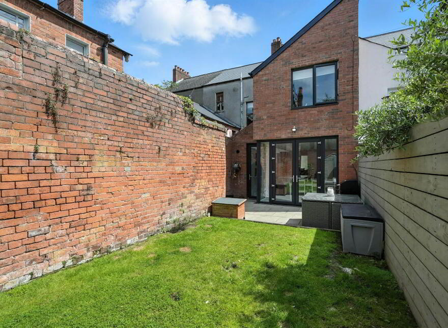 535 Ormeau Road, Belfast, BT7 3JA