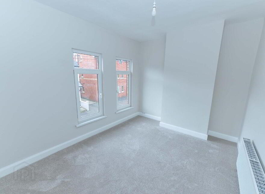 4 Lichfield Avenue, Belfast, BT5 5JQ