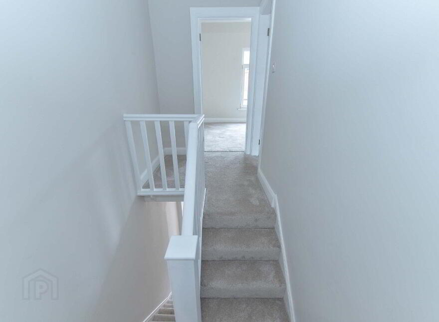 4 Lichfield Avenue, Belfast, BT5 5JQ
