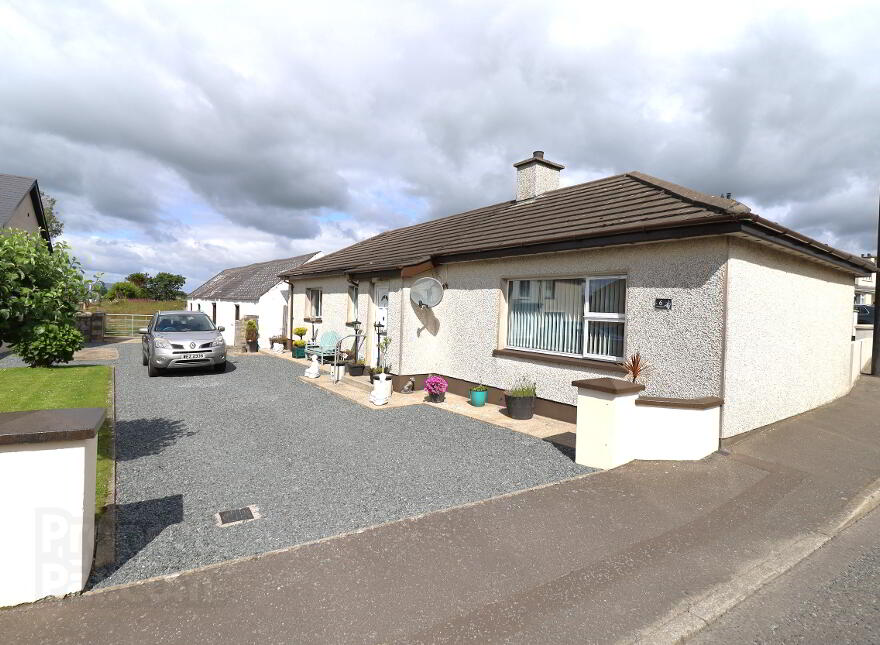 6 School Road, Ballymartin, BT34 4PQ photo