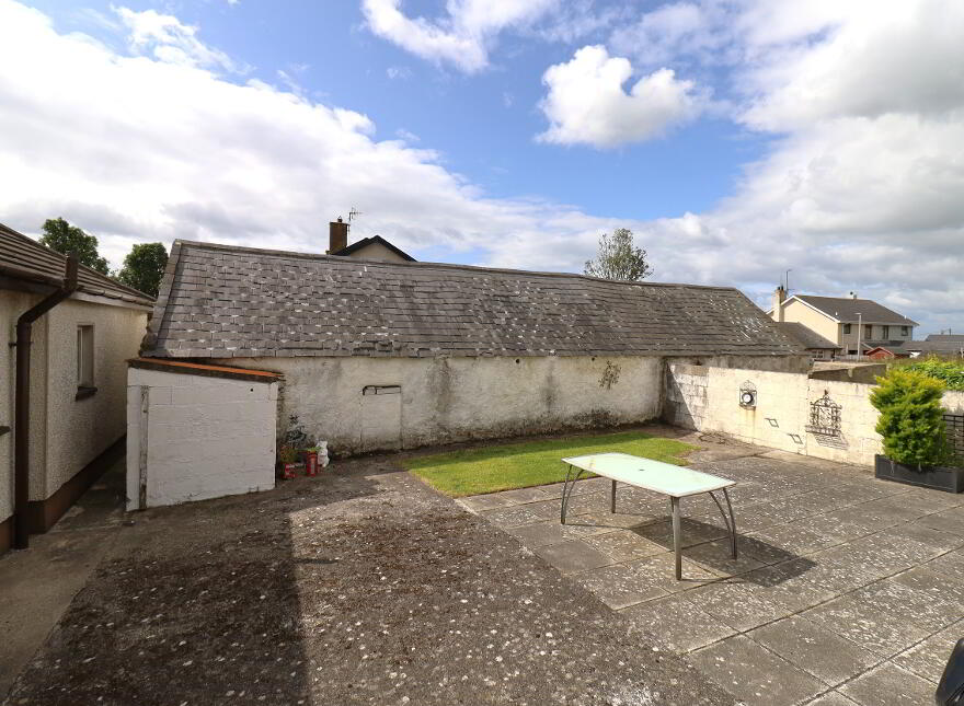 6 School Road, Ballymartin, BT34 4PQ