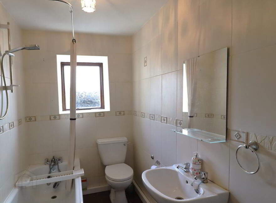 6 School Road, Ballymartin, BT34 4PQ