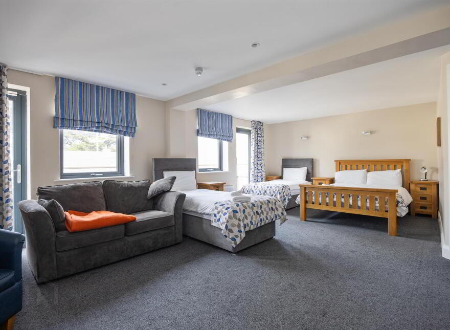 Clare Lodge, 3 Castle Place, Newcastle, Down, BT33 0AB