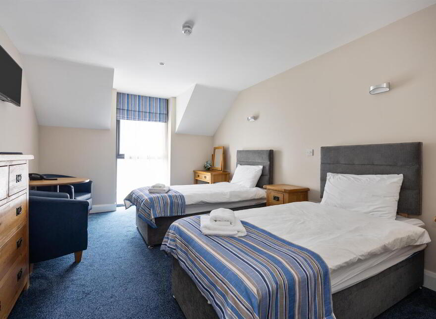 Clare Lodge, 3 Castle Place, Newcastle, Down, BT33 0AB