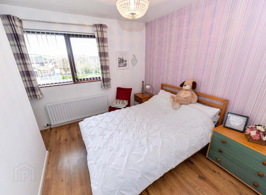 33 Old Mill Grove, Dundonald, Belfast, BT16 1WB