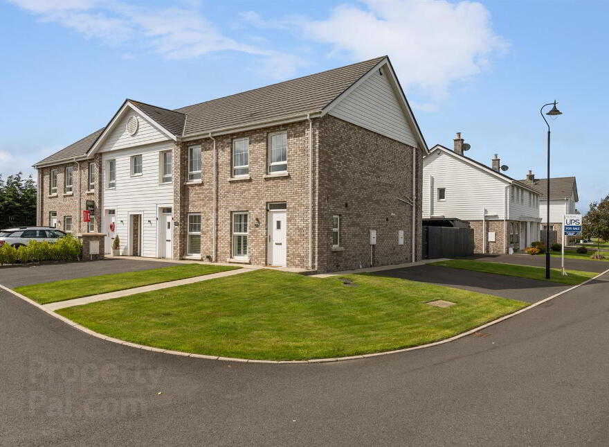 51 Second Avenue, Rivenwood, Newtownards, BT23 8AE photo