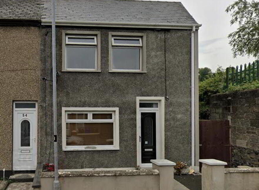 56 Carson Street, Larne, BT40 1SF photo