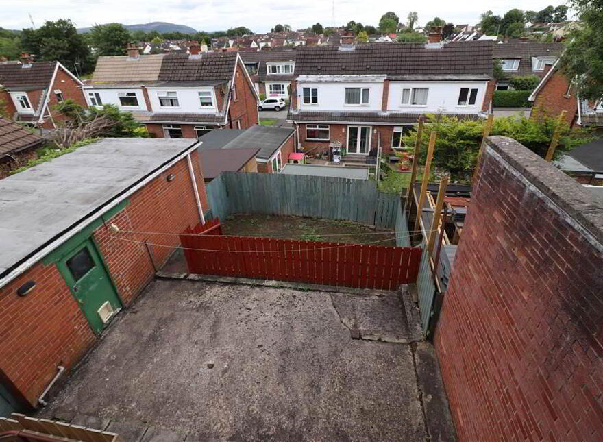 20 Cloverdale Road, Belsize Road, Lisburn, BT27 4LW