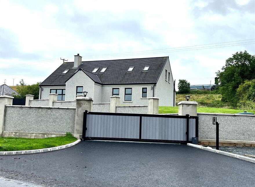44b Magheratimpany Road, Spa, Ballynahinch, BT24 8NZ