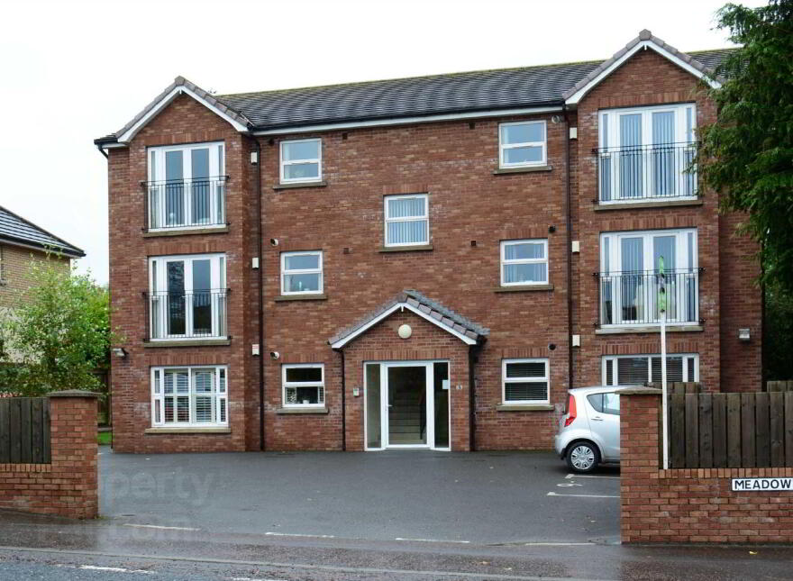 3 Meadowview, Ballynahinch Road, Carryduff, Belfast, BT8 8FP photo
