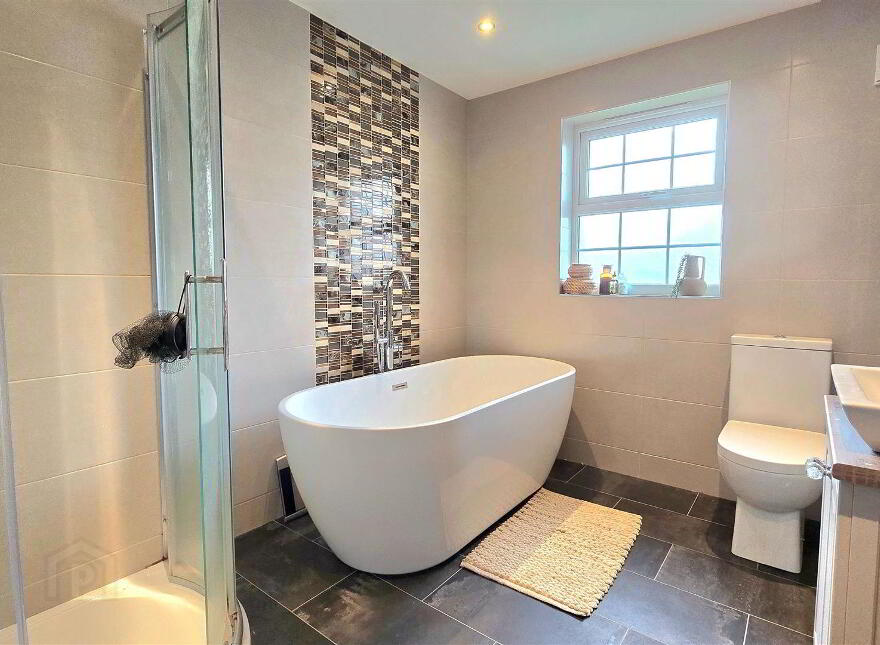 11 Three Trees Manor, Broughshane, Ballymena, BT43 7GY