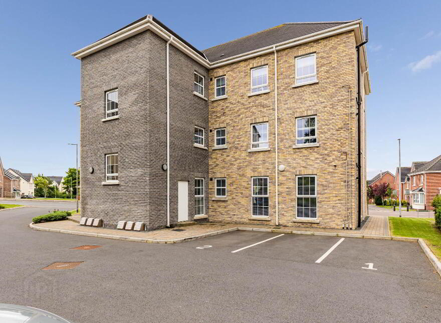 Apt 2, 47 Ayrshire Road, Lisburn, BT28 2SF