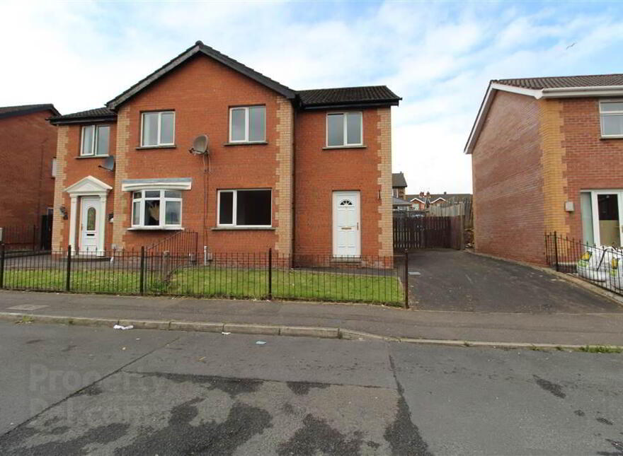 5 Canmore Street, Belfast, BT13 2NS photo
