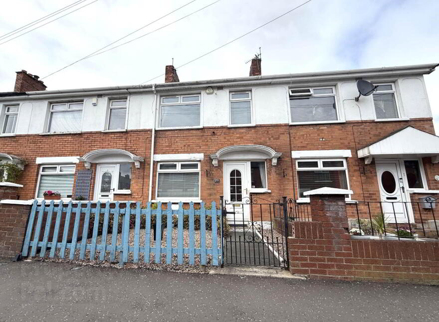98 Loopland Park, Cregagh/ Castlereagh, Belfast, BT6 9DZ photo