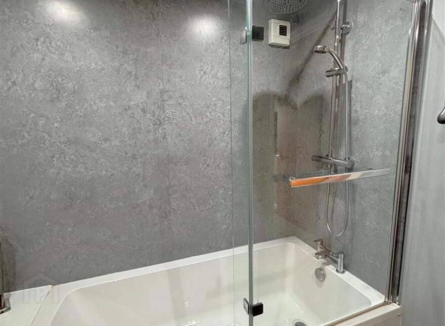Apt 29, 678 Shore Road, Horizon Building, Belfast, BT15 4HH
