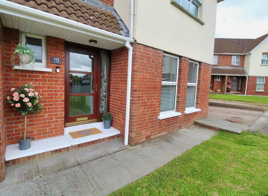 18 Lord Wardens Green, Bangor, BT19 1YR