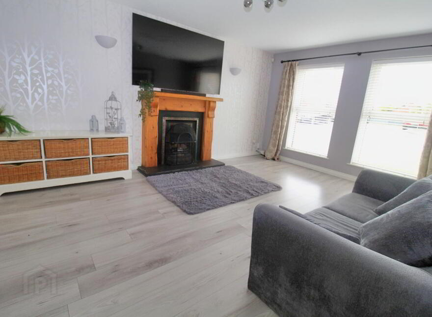 18 Lord Wardens Green, Bangor, BT19 1YR