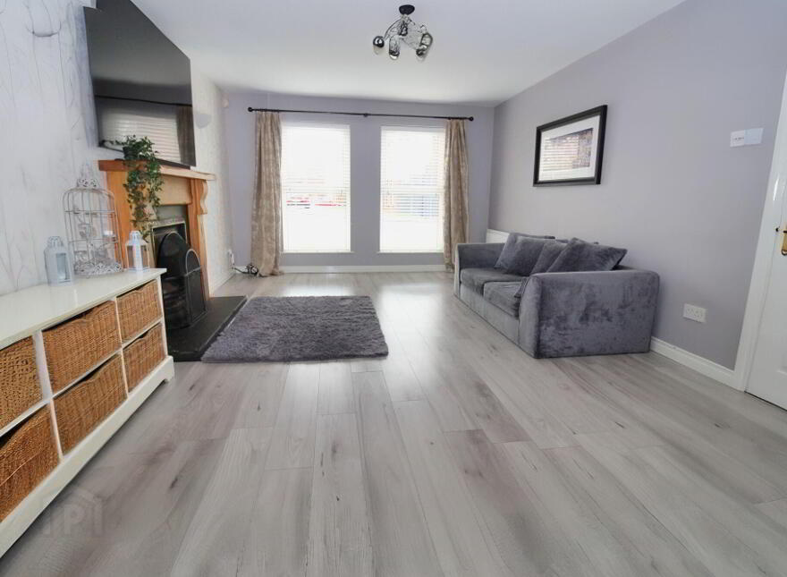 18 Lord Wardens Green, Bangor, BT19 1YR